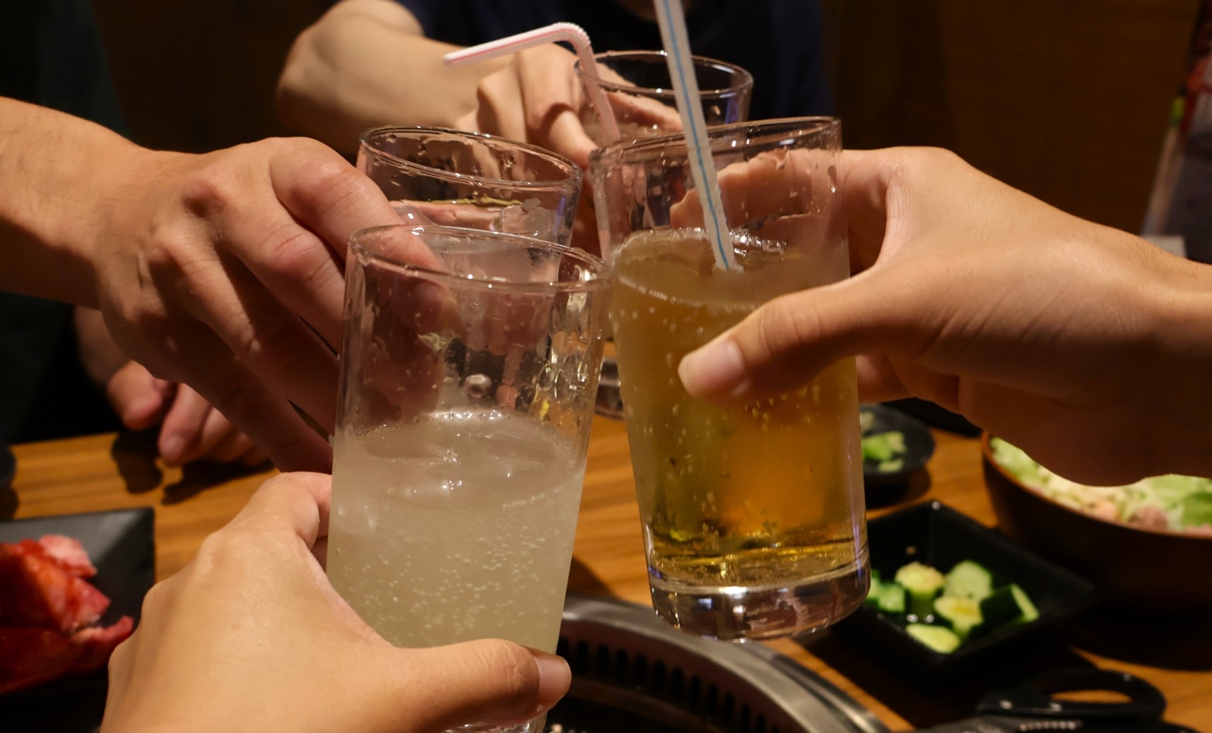 みんなで囲む焼肉時間